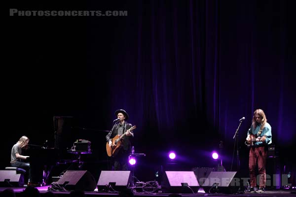 BECK - 2013-07-02 - PARIS - Cite de la Musique - Beck Hansen